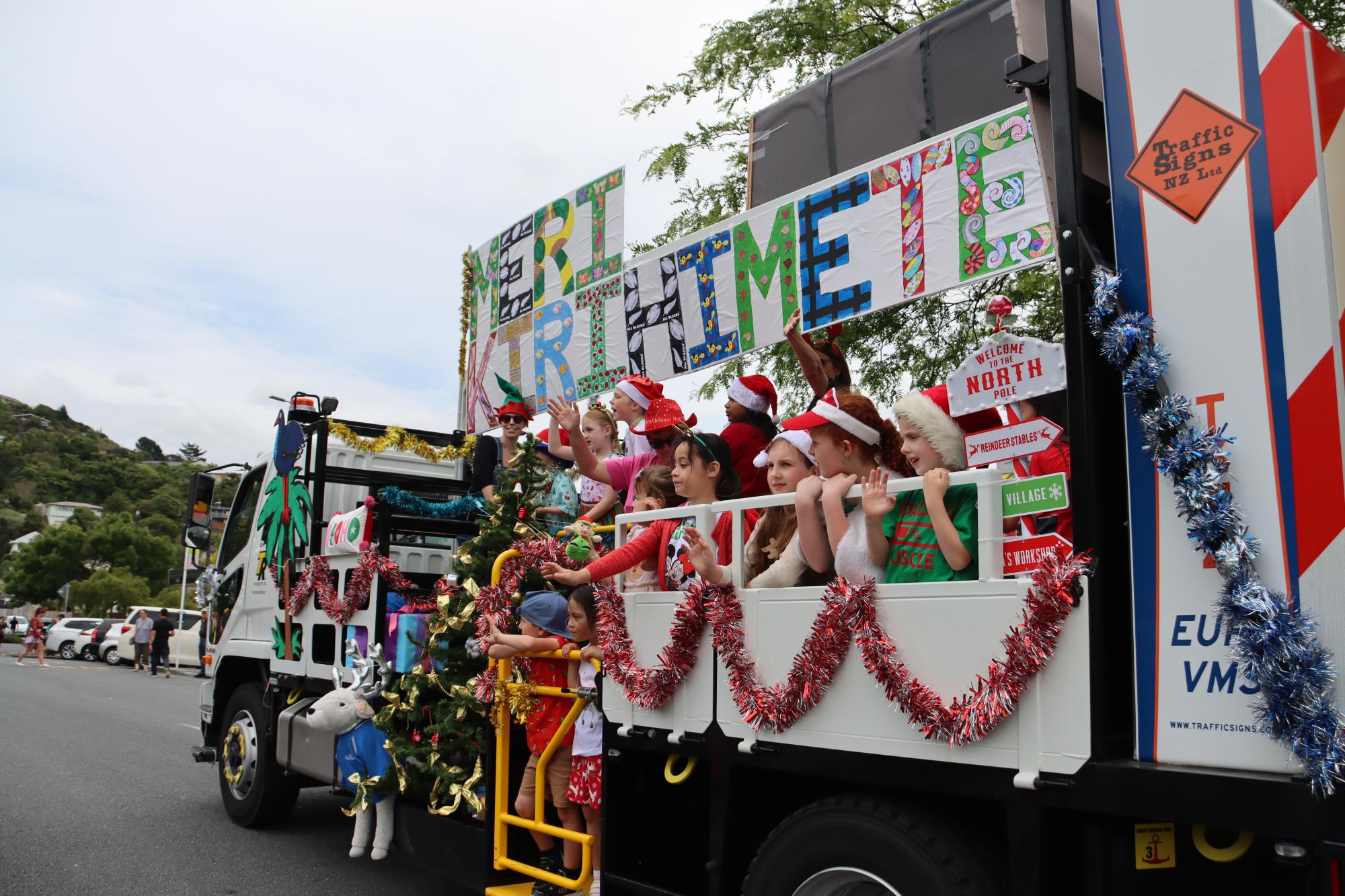 The Stokes Valley Christmas Parade